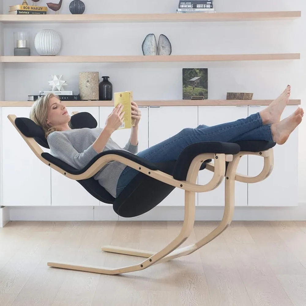 Varier-gravity-Balans-ergonomic-kneeling-chair-office-chair-02 Varier Gravity Zero Gravity Recliner, in an office setting